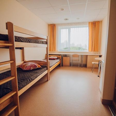 Valmieras Tehnikuma Dienesta Viesnica Zewnętrze zdjęcie