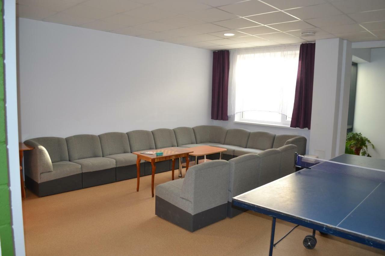 Valmieras Tehnikuma Dienesta Viesnica Zewnętrze zdjęcie